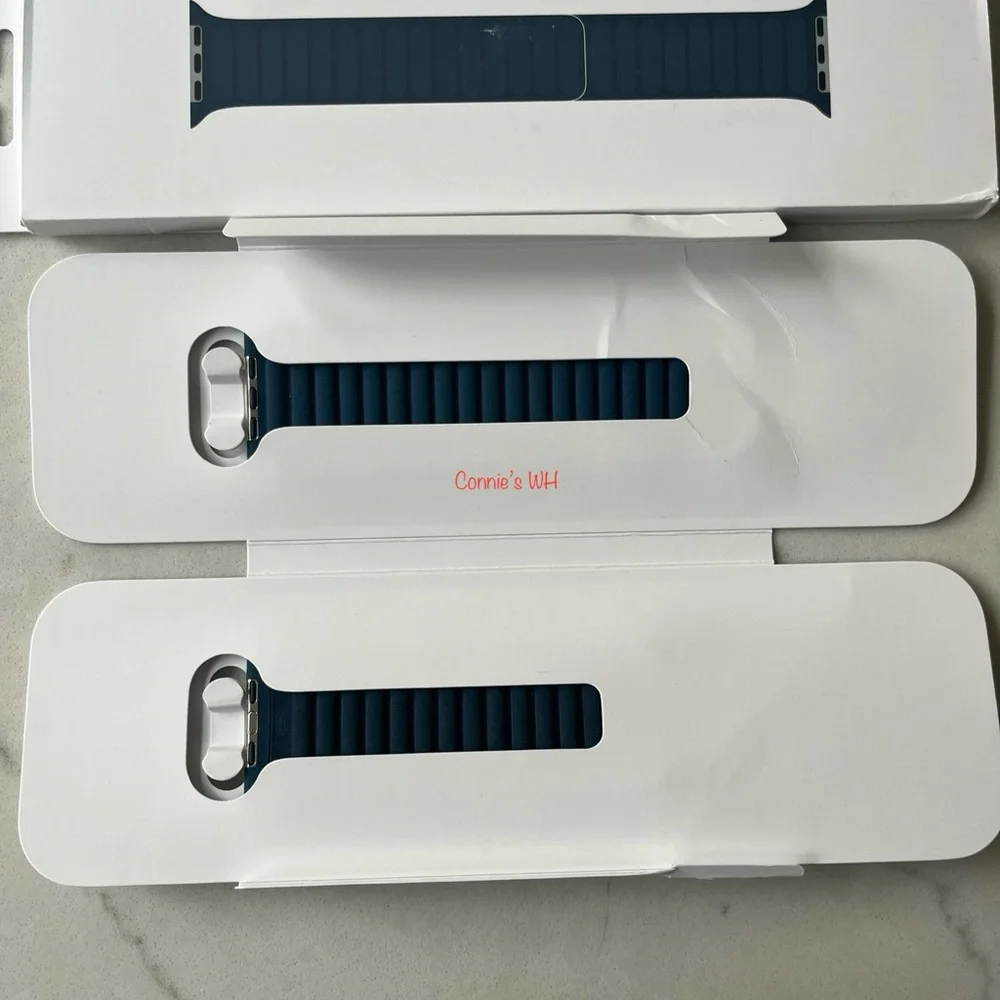 NEW 45mm Magnetic Apple Watch Link Size M/L